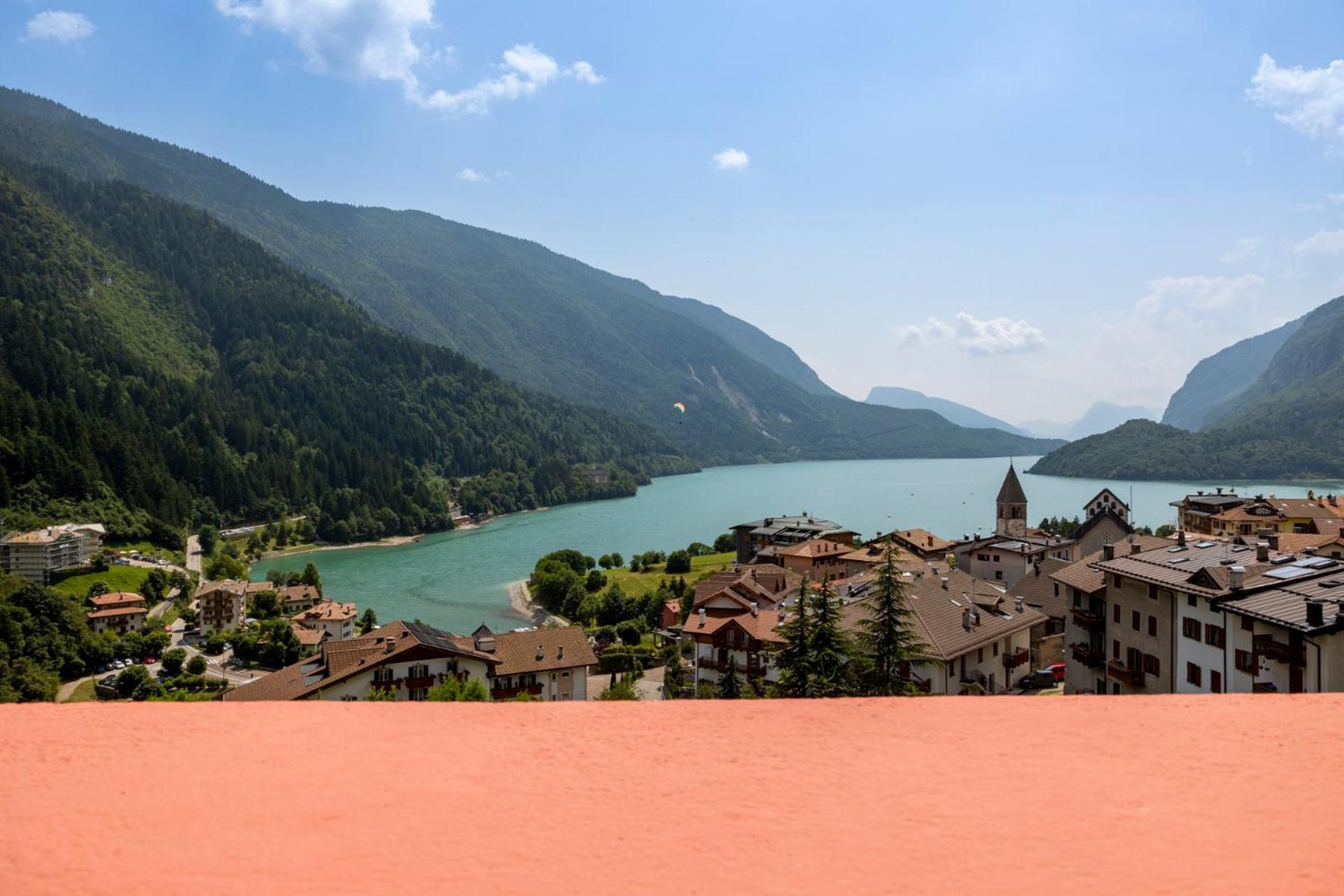 Hotel Londra Slow Living Molveno Exteriér fotografie