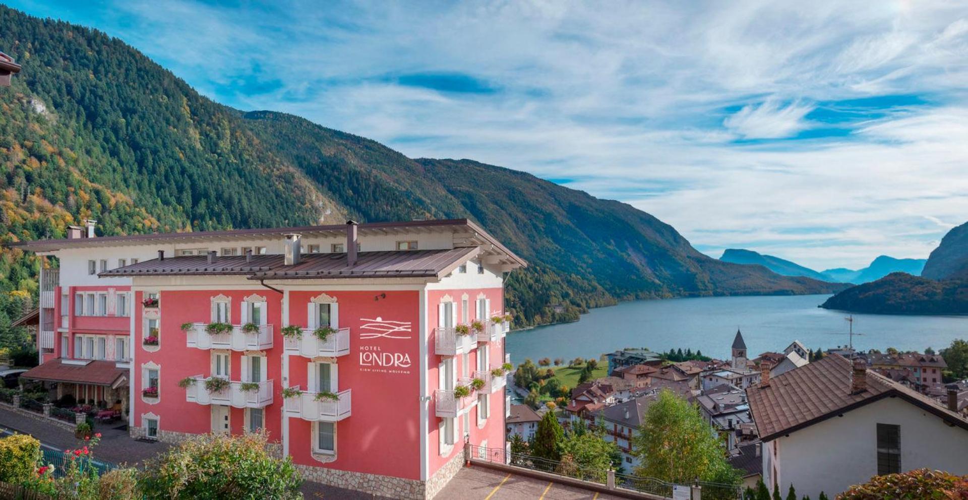 Hotel Londra Slow Living Molveno Exteriér fotografie